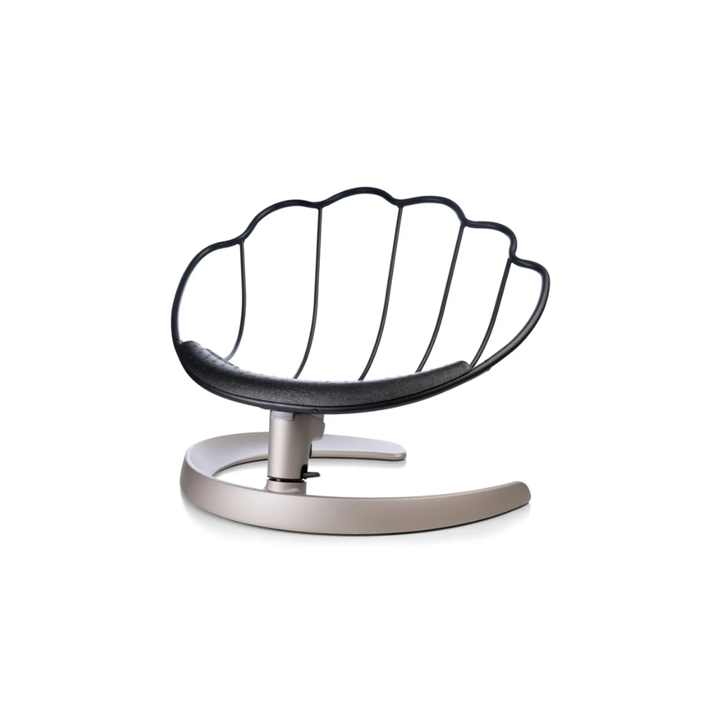 The Clamshell Swivel Lounger