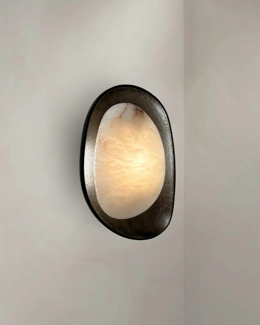 Miro Alabaster