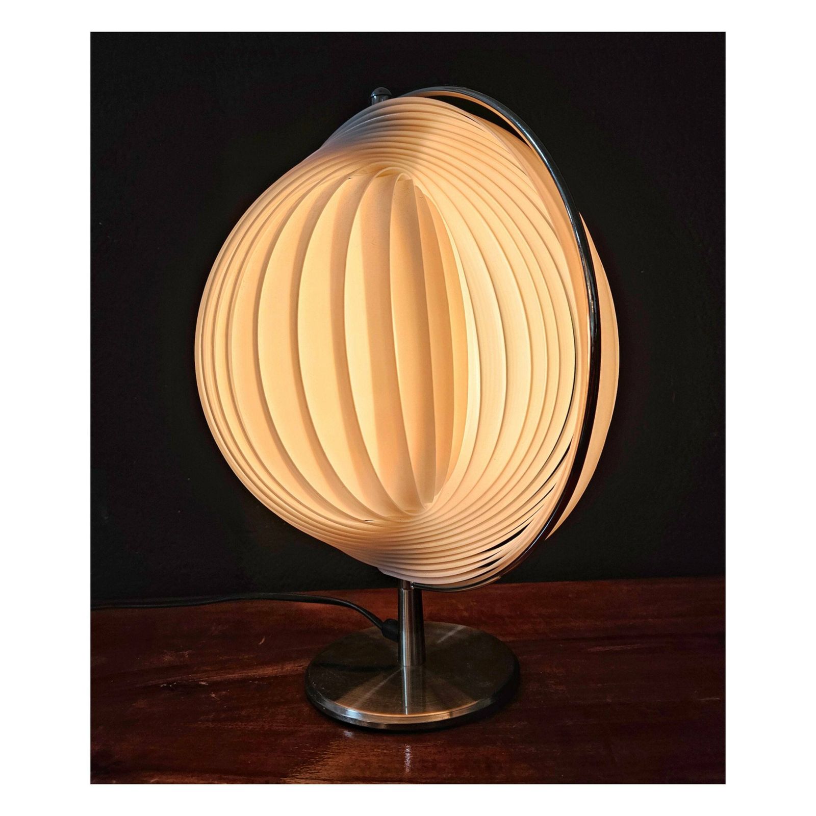 The Moon Kare Lamp
